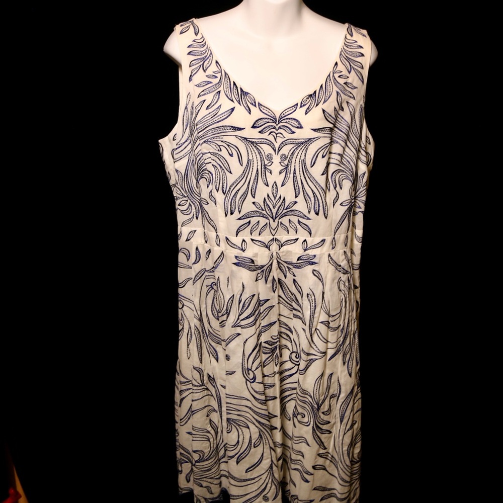 ANTONIO MELANI Cream and black Chemise
